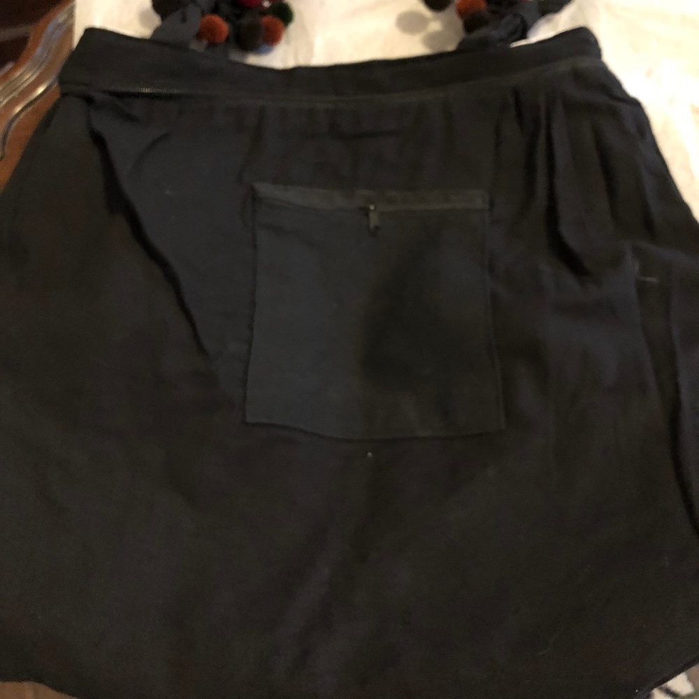 Cambodia artisanal embroidered big floral tote - Picture 4 of 8